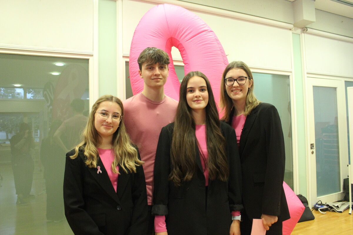 Das engagierte Projektteam v.l.: Alissa Thalmann, Julian Gamon, Ronja Hölbling und Livia Lechleitner.