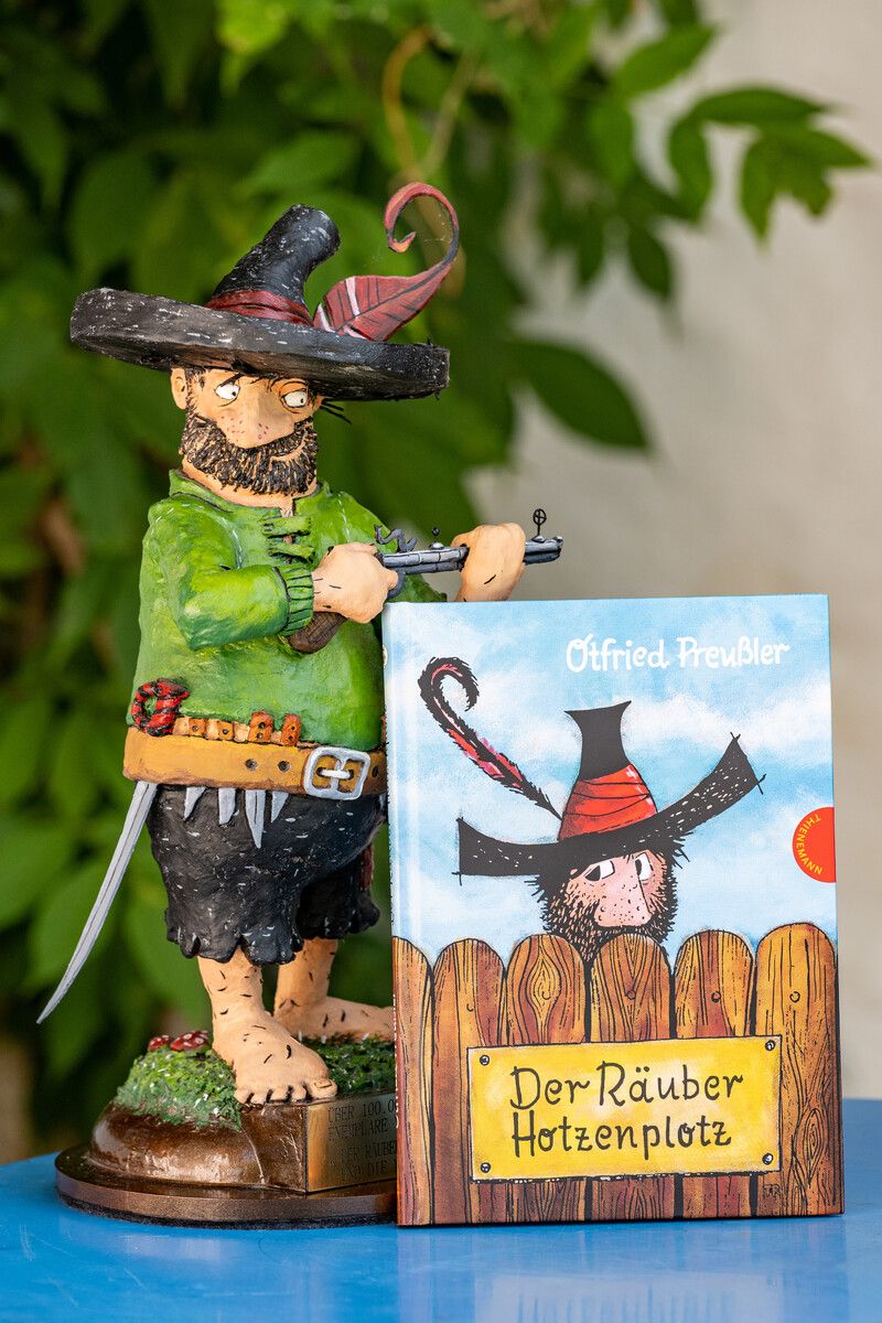 „Der Räuber Hotzenplotz“ gehört zu den populärsten Kinderbüchern. ARMIN WEIGEL/DPA
