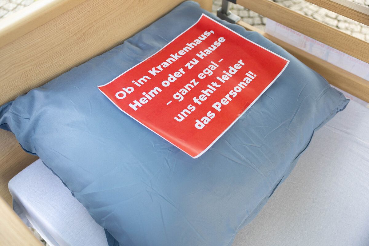 Die prekäre Situation in der Pflege wird auch in Vorarlberg immer deutlicher.