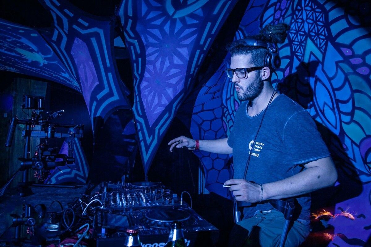 DJ Samnu ist am Samstagabend in der Remise zu sehen und zu hören.villa k.
