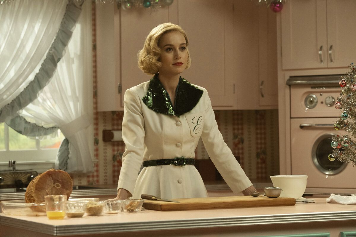 Elizabeth Zott (Brie Larson) bringt der TV-Nation nicht nur Rezepte näher. ap