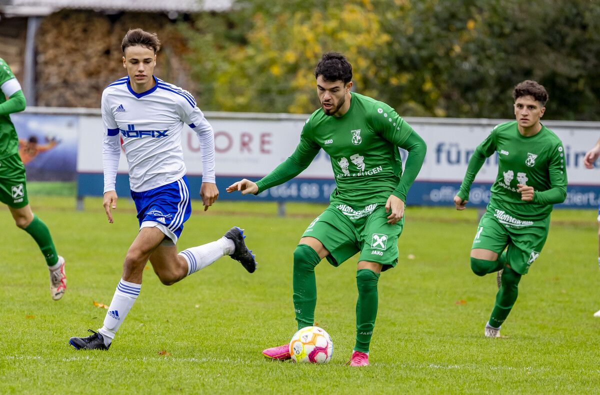 Es geht ja doch noch: Der DSV konnte sich mit dem 2:0-Sieg über Röthis vorerst vom Abstiegsplatz trennen. paulitsch