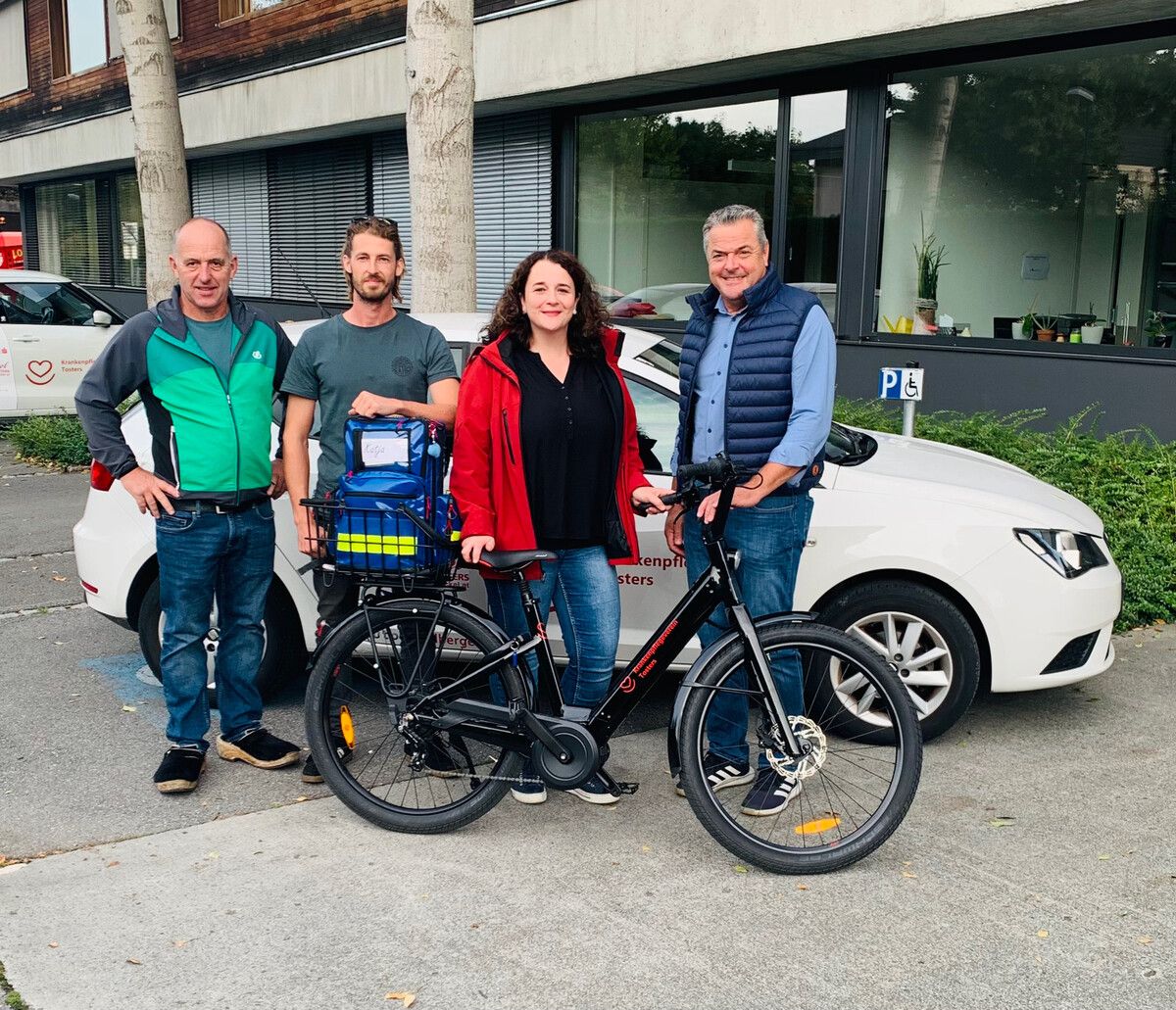 Fahrradübergabe durch die Firma Stromwerk.KPV