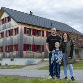 Eine Photovoltaikanlage wird für Haus in Krumbach den Strom erzeugen