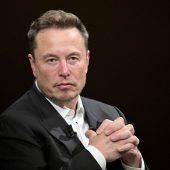 Elon Musk verklagt