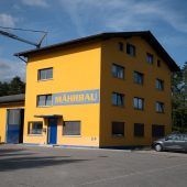 Bauunternehmen Hilti & Jehle steigt bei Mährbau ein. »D1