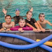 Mehr als nur Planschen: Mittelschule Wolfurt setzt auf Schwimmkompetenz