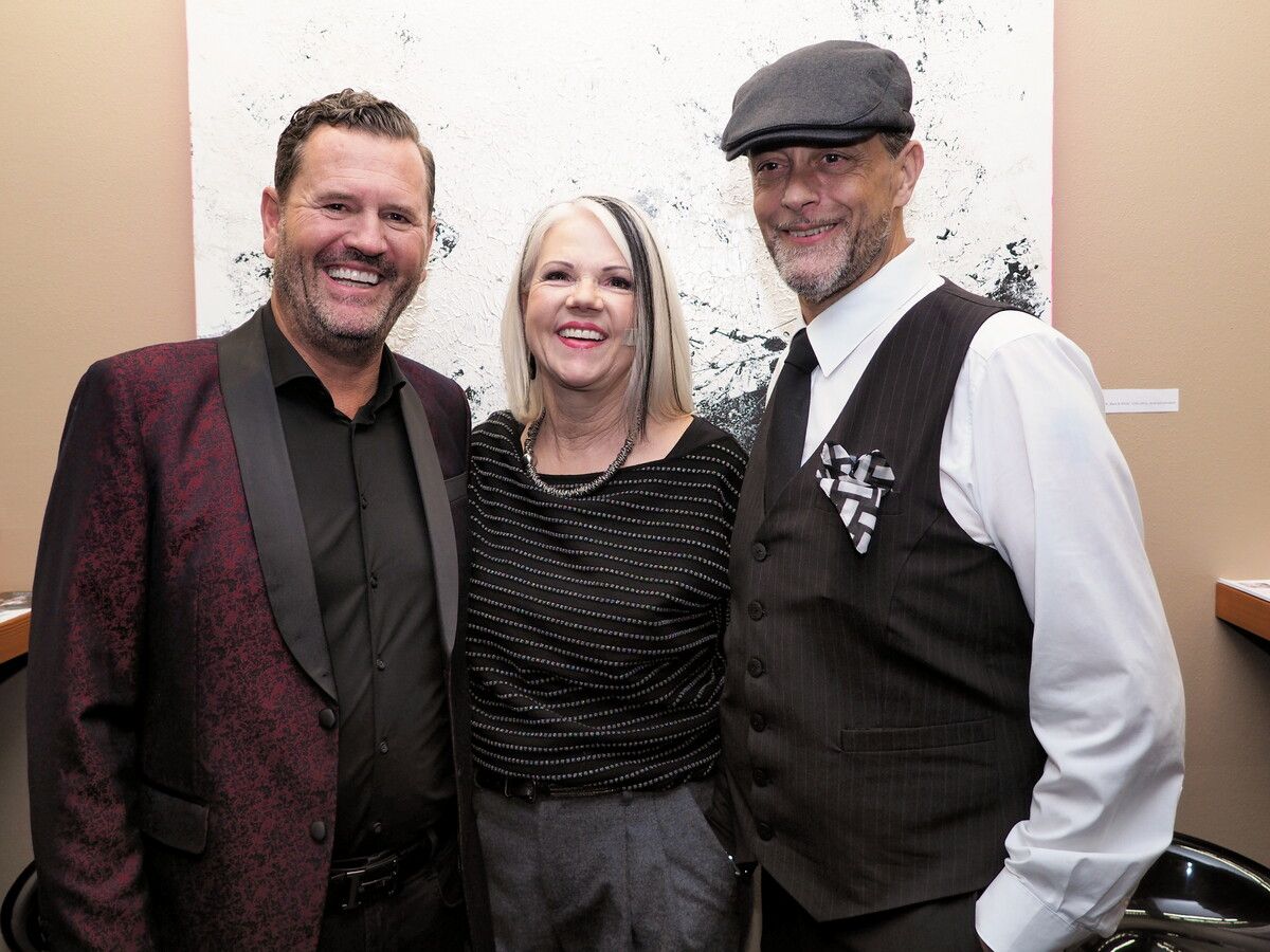 Hausherr Dietmar Ruck mit Beate und Moderator Joachim Joe Peter.