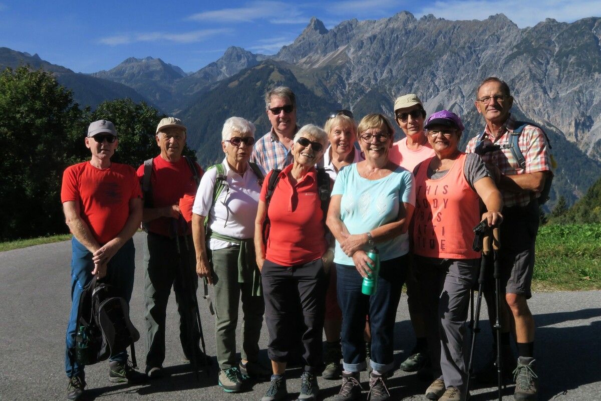 Idyllische Herbstwanderung zum Fritzensee: Naturgenuss und Panoramablicke im Rätikon.Roland Schmid/ Vorarlberg 50+ Göfis
