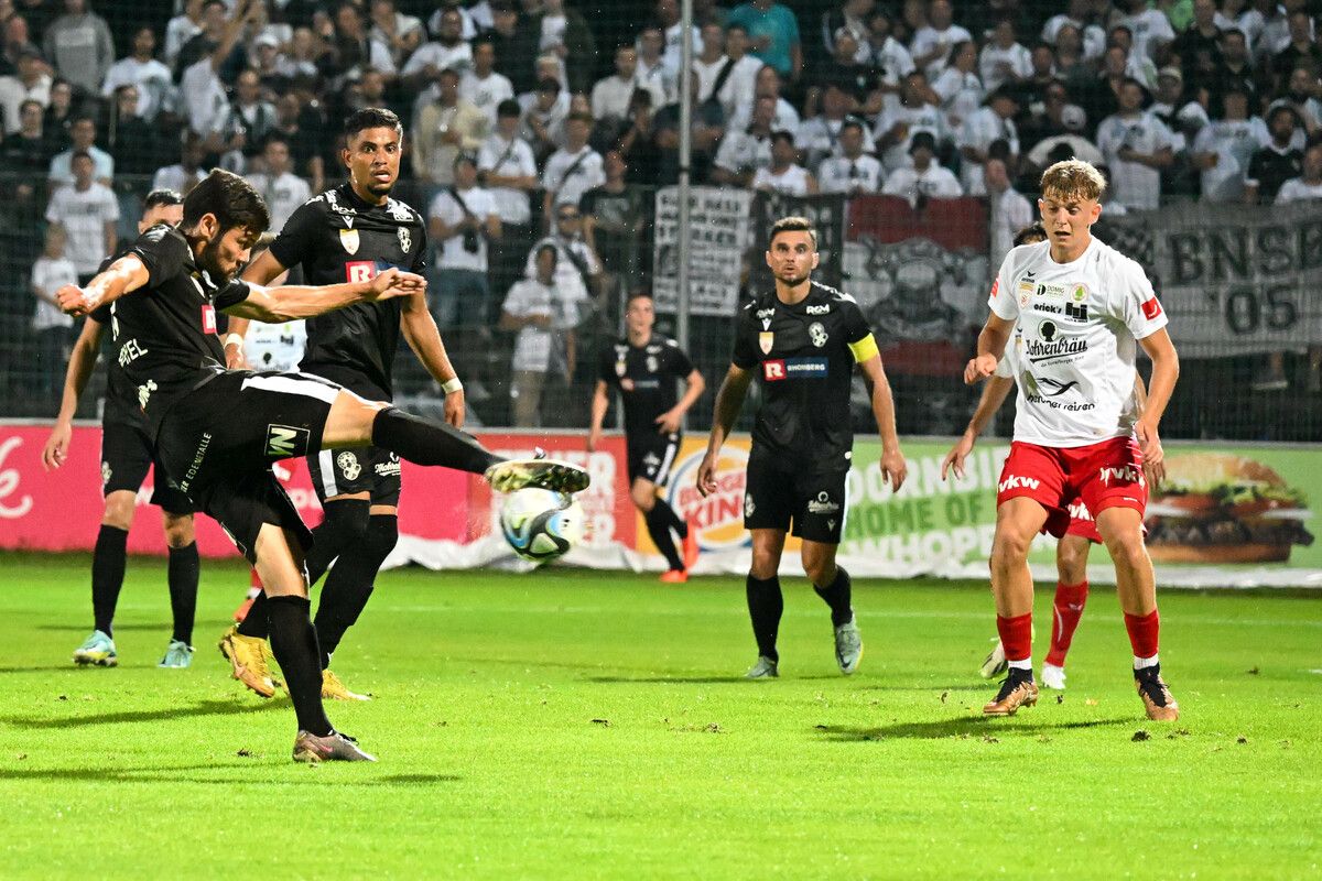 Im Herbst noch für SWB im Einsatz, spielten Gabryel (links) nun beim FC Dornbirn und Matheus Lins ist den Weg nach Lustenau zur Austria gegangen. gepa