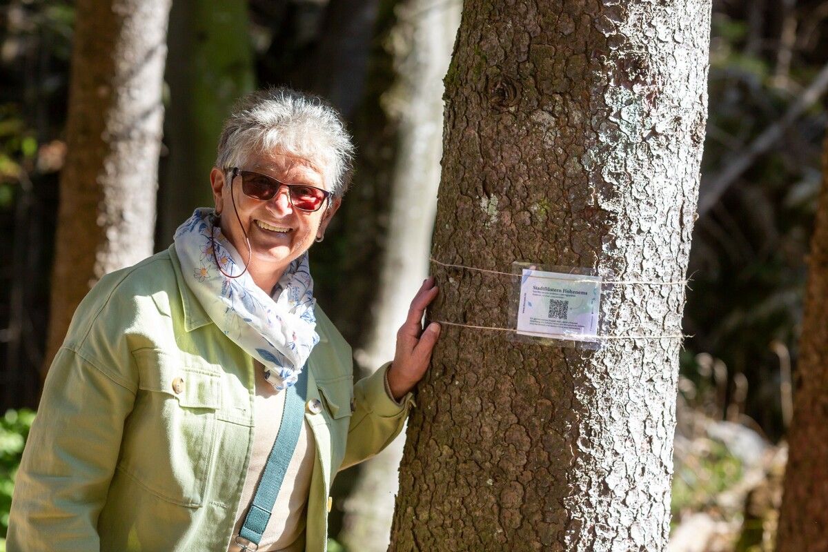 Katharina Fenkarts Geschichte kann man hören, wenn man diesen QR-Code mit dem Handy scannt. Stadt