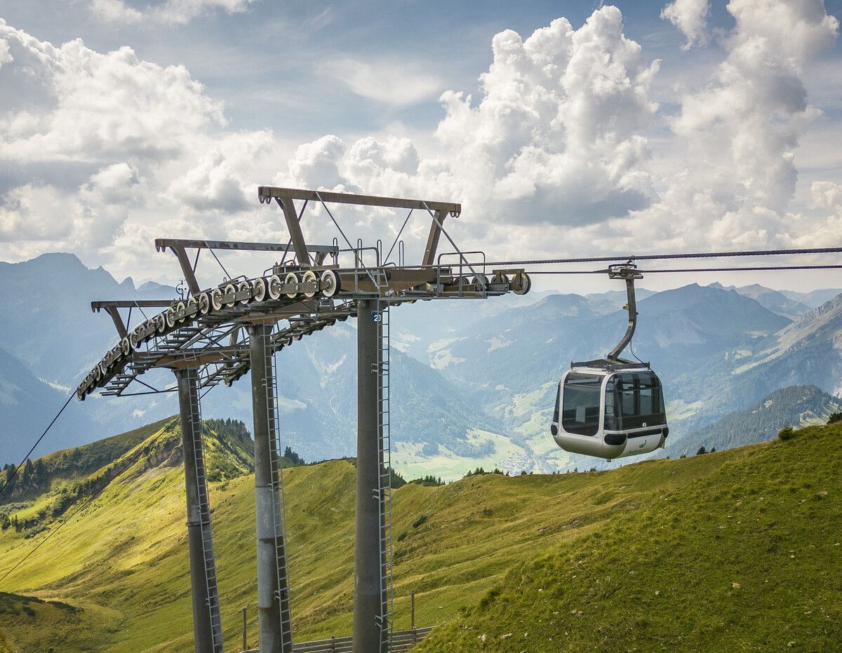 Mehr Gäste nutzten in diesem Sommer eine der Vorarlberger Bergbahnen (im Bild die Seilbahn am Diedamskopf). vn/PAulitsch