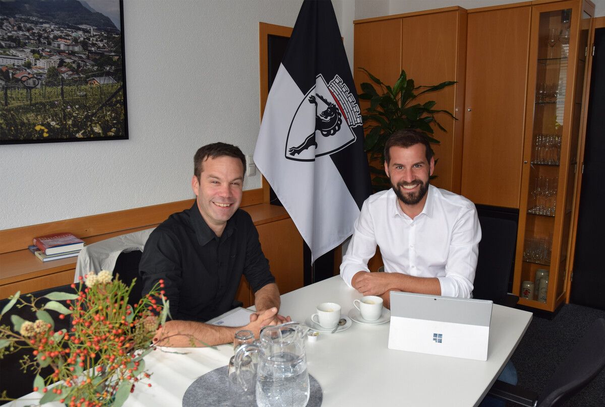 Neo-Bürgermeister Florian Themeßl-Huber war zu Besuch bei seinem Amtskollegen Simon Tschann im Bludenzer Rathaus.STadt Bludenz