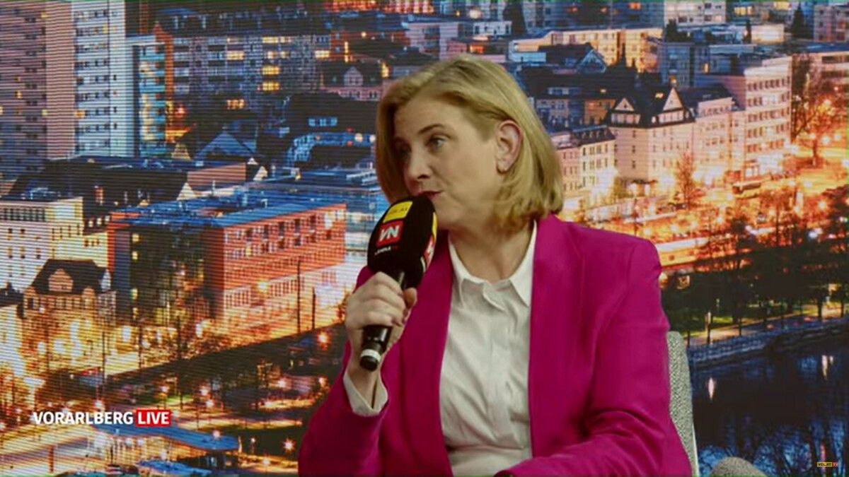 Neos-Vorsitzende Beate Meinl-Reisinger war am Donnerstag in Vorarlberg zu Gast.