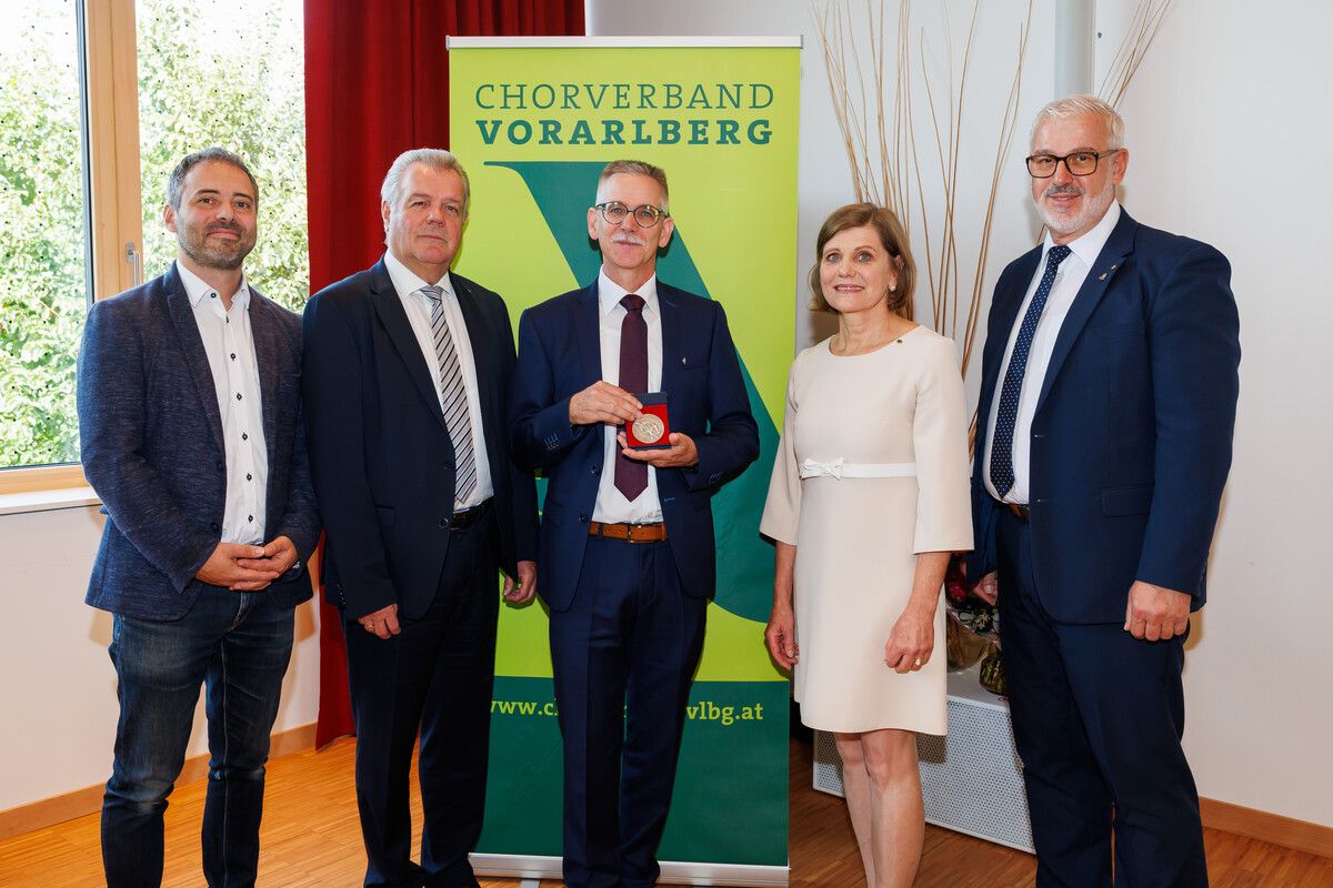 Roland Repnik bekam die „Rudolf von Ems“-Verdienstmedaille. VLK/Hofmeister