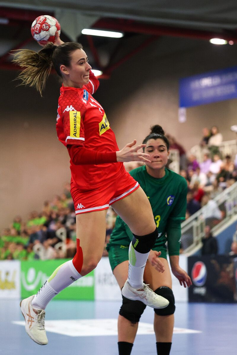 Schweiz-Legionärin Fabienne Tomasini hat bislang 37 A-Länderspiele im ÖHB-Frauenteam absolviert und dabei 62 Tore geworfen. GEPA