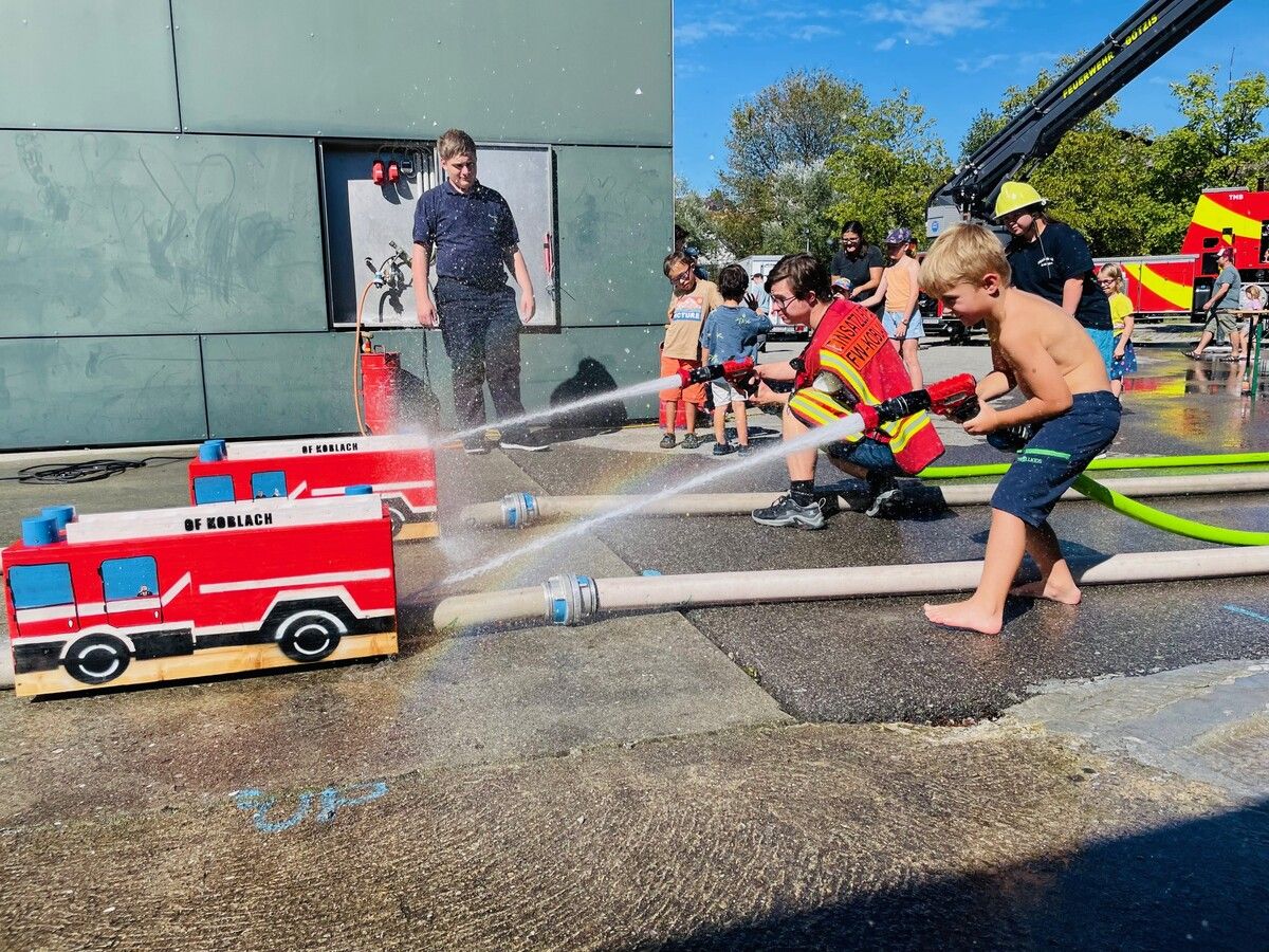 Spiel und Spaß für die Kinder bei der Feuerwehr Koblach. NAM