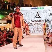 Schneekanonen laufen in Sölden