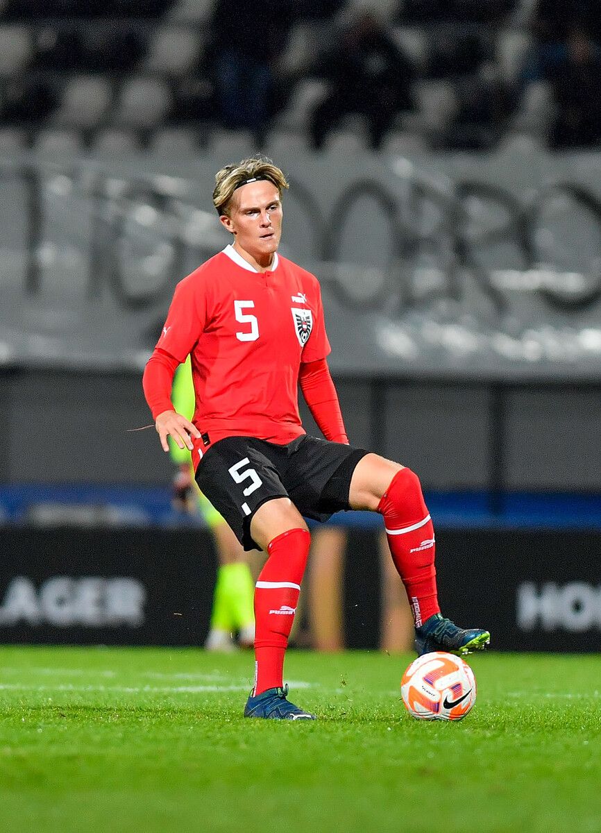 Altachs Paul Koller bekommt es heute mit dem U-21-Team mit Frankreich zu tun.gepa
