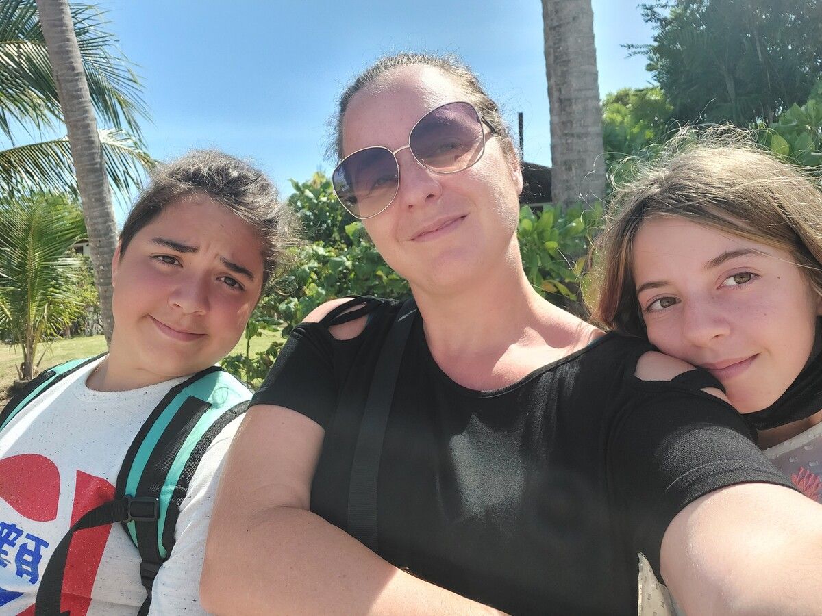 Ariane Menghin ist mit ihrem Sohn Sunny und ihrer Tochter Luna gerne auch mal im Süden unterwegs.