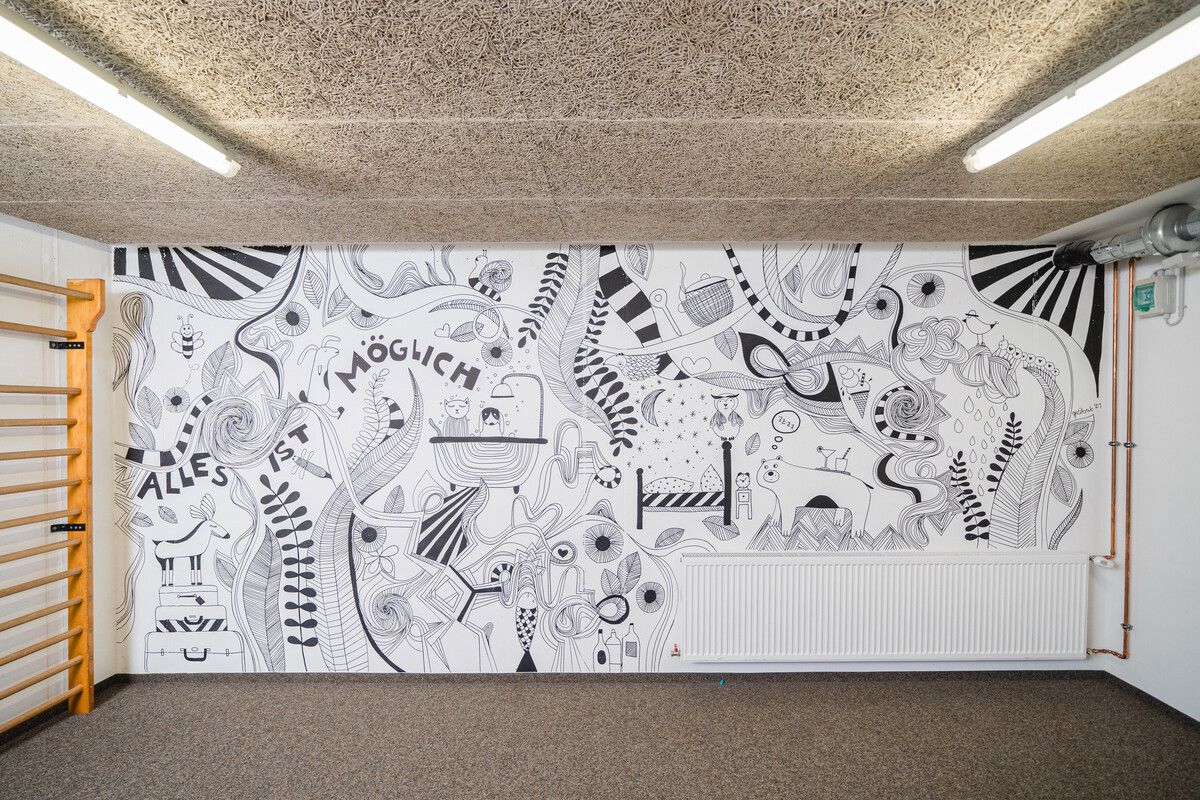 Auch eine Wand im Hotel Krone in Hittisau wurde von Lehner verziert. Pia Pia Pia (2), Johannes Fink