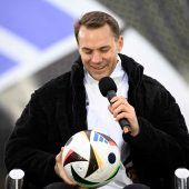 FC Bayern verlängert mit Neuer bis 2025