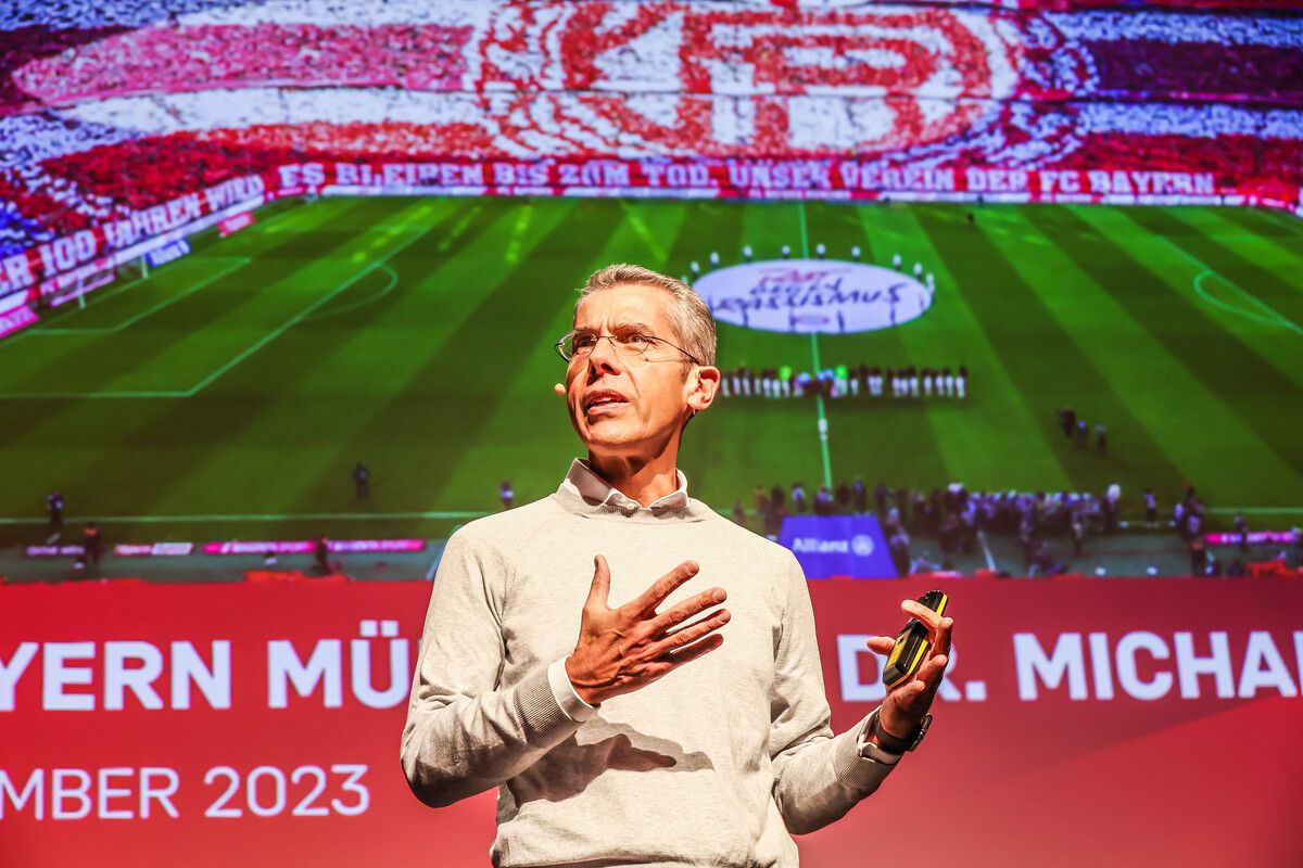 Bayerns Finanzvorstand Michael Diederich sprach über die Anforderungen eines Fußballklubs im internationalen Wettbewerb.