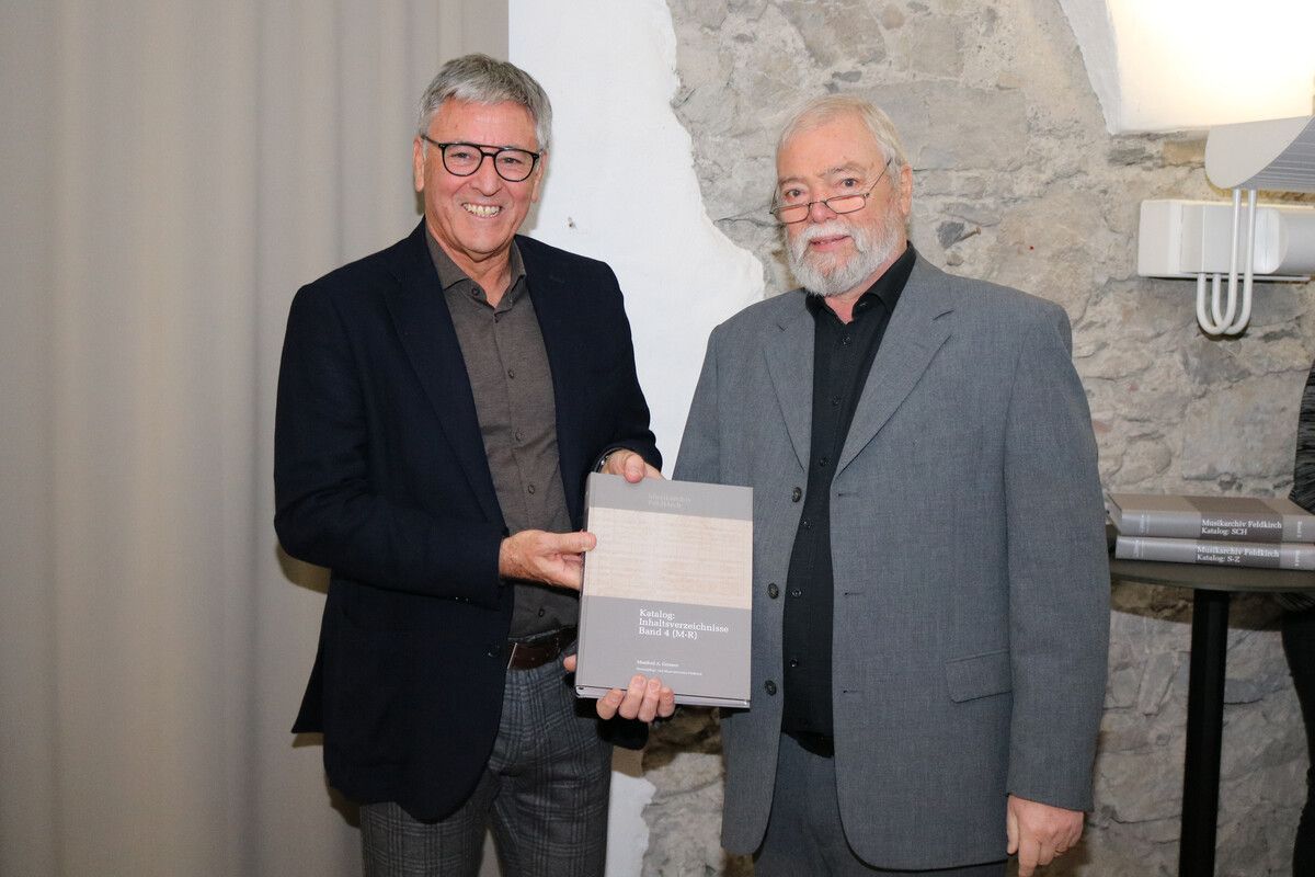Bürgermeister Wolfgang Matt und Manfred Getzner bei den Feierlichkeiten im Palais Liechtenstein, der neuen Heimat des Musikarchivs Feldkirch.stadt