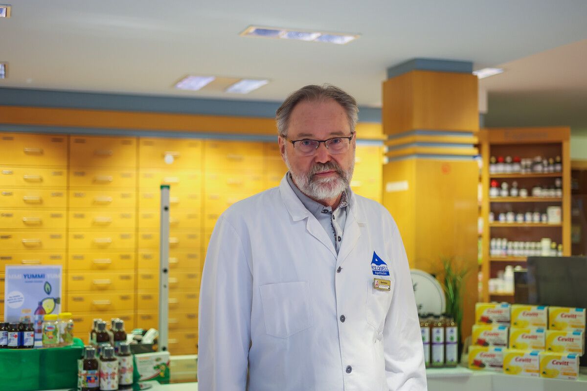 Der Schwarzacher Pharmazeut Steinlechner spricht von sinnvollen Erweiterungen.   VN/Steurer