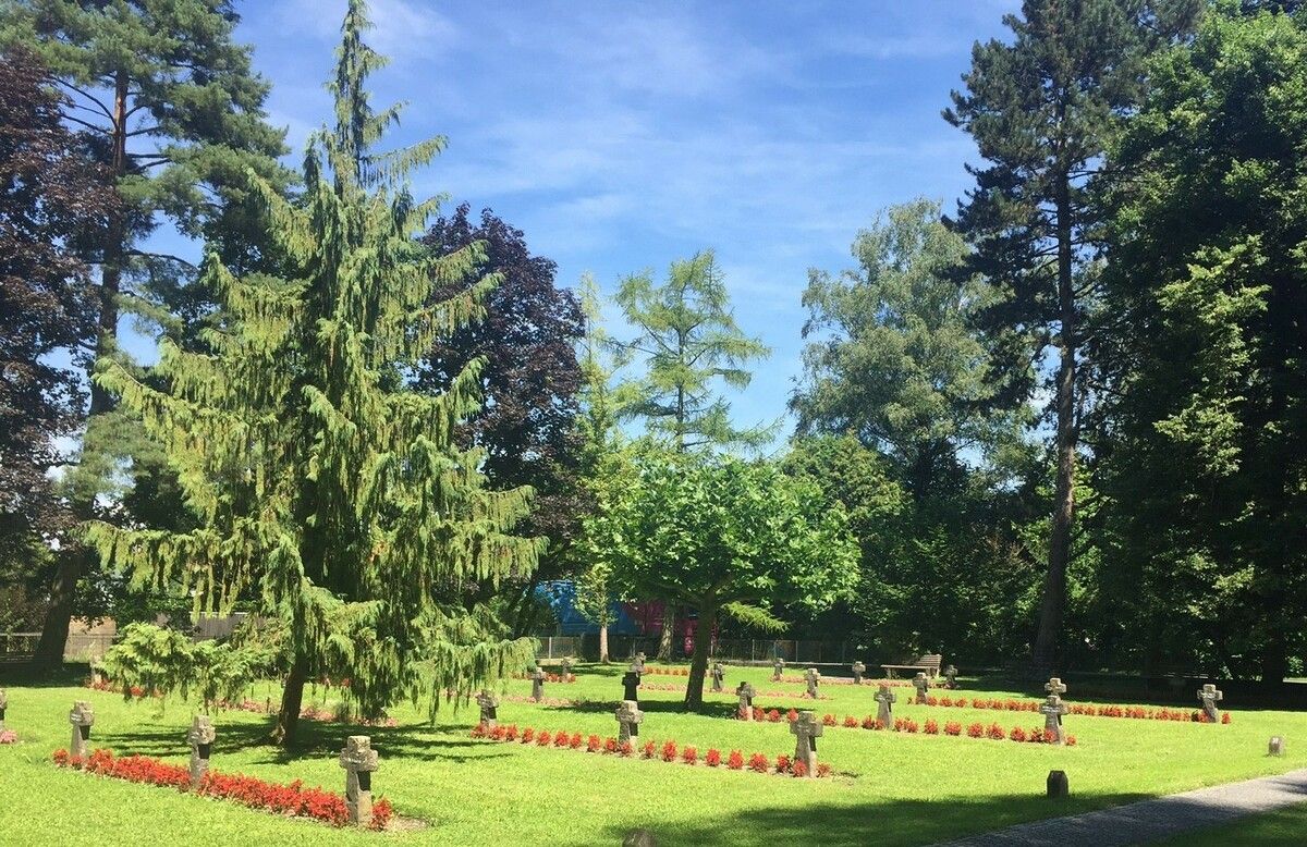Der Soldatenfriedhof St. Wolfgang in Feldkirch-Tosters. ÖSK