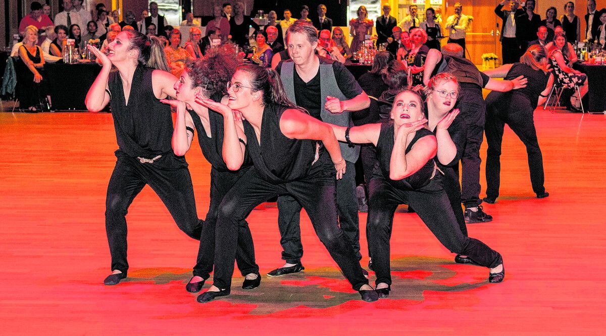 Der TSC Swing & Dance Feldkirch bot beim Frühlingsball gleich mehrere Tanzeinlagen. verein