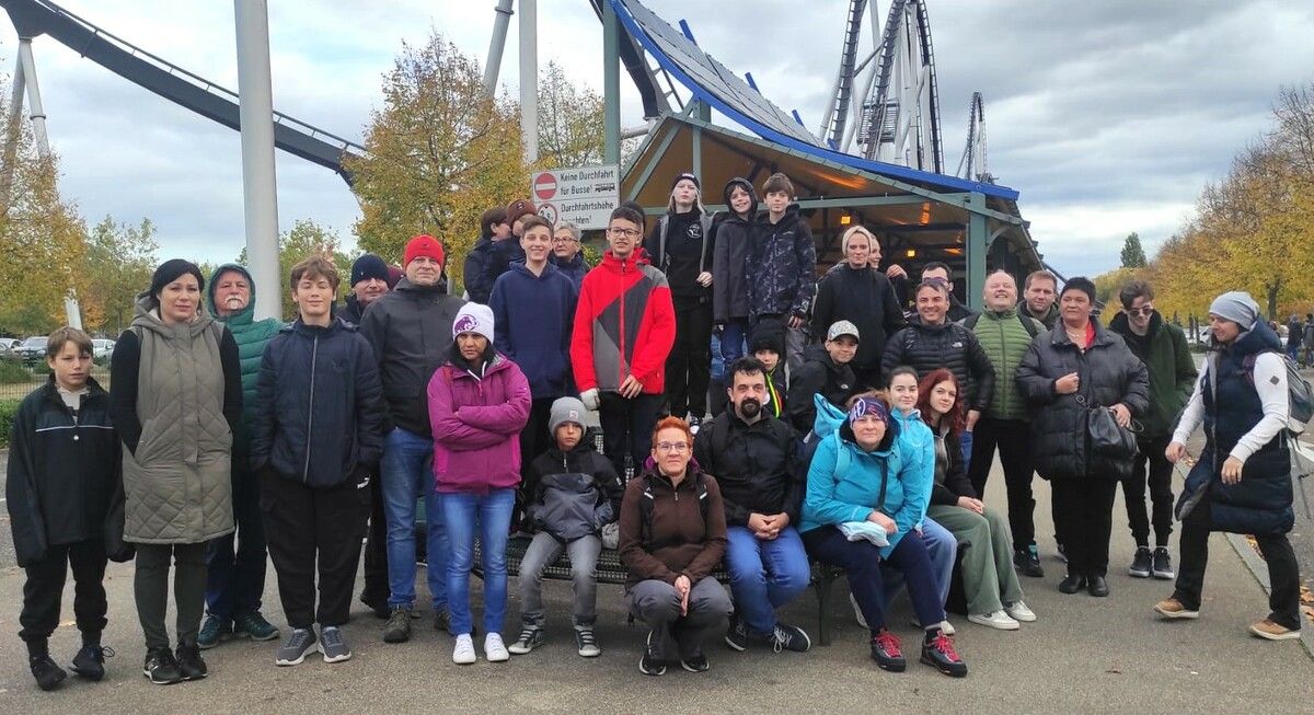 Der Vereinsausflug des Taekwondo Dojang Bludenz führte die Teilnehmer in den Europapark.verein