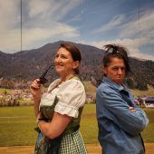 Theaterpremiere von „Kohlhiesels Töchter“