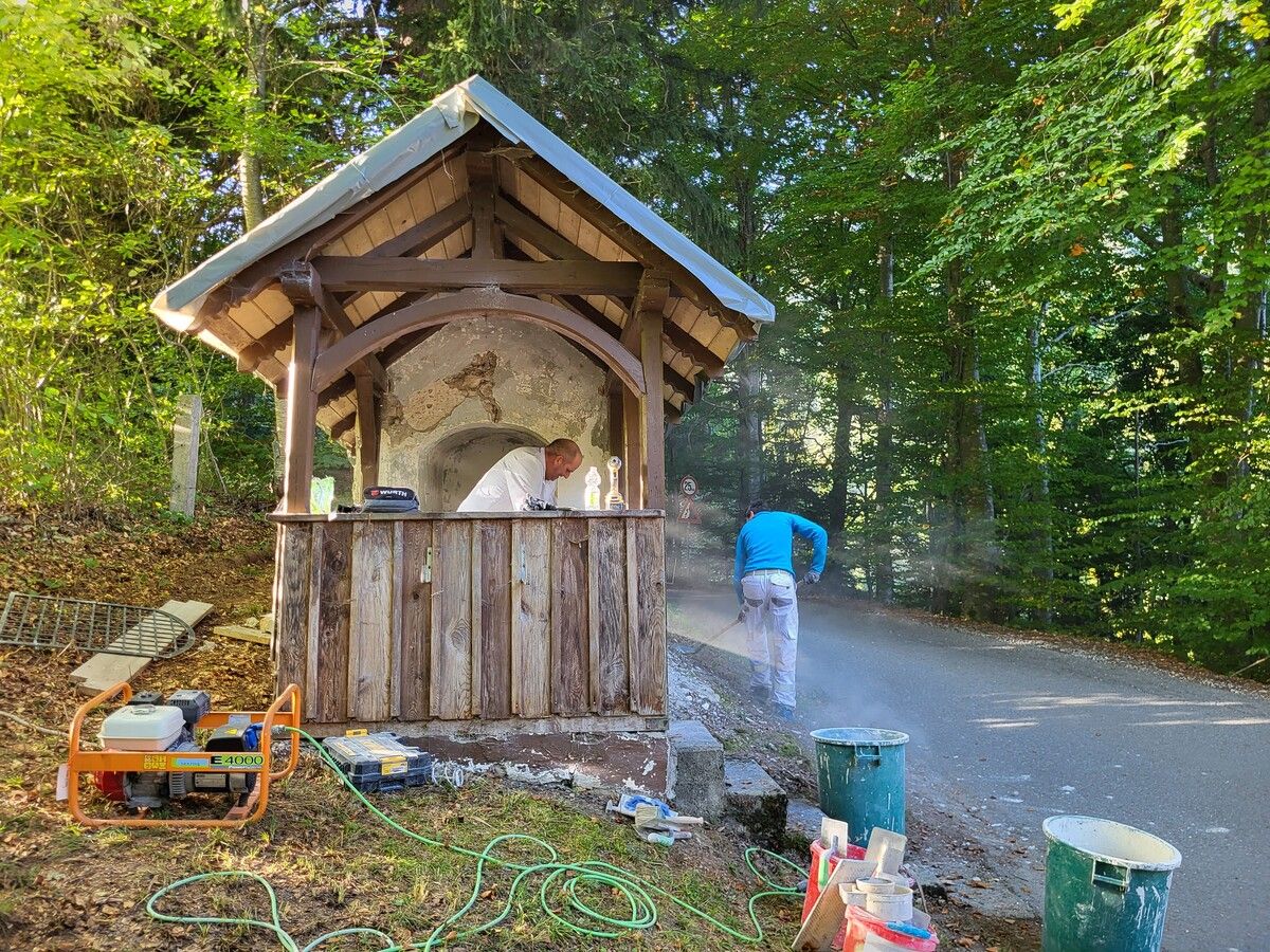 Die Kapelle Stellveder am Eingang des Gamperdonatals musste saniert werden. Die Sanierungskosten teilen sich Gemeinde, Bundesdenkmalamt und Land Vorarlberg. Em