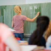 Lehrerkosten schießen in die Höhe