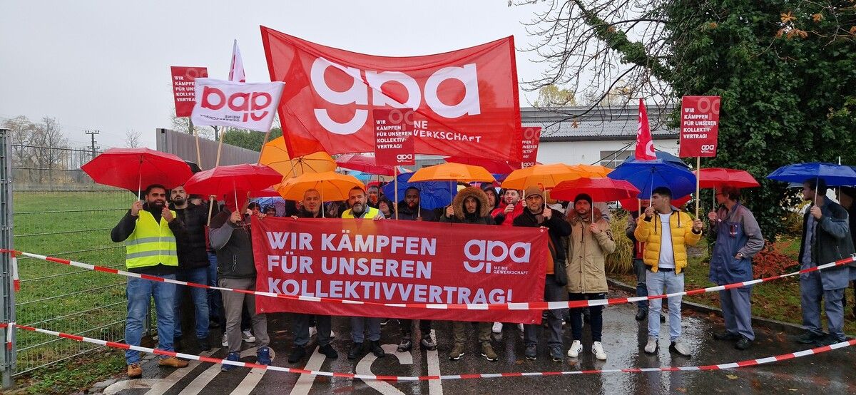 Die Mitarbeiter von Collini (im Bild: Hohenems) streikten gleich an mehreren Standorten in Österreich. GPA