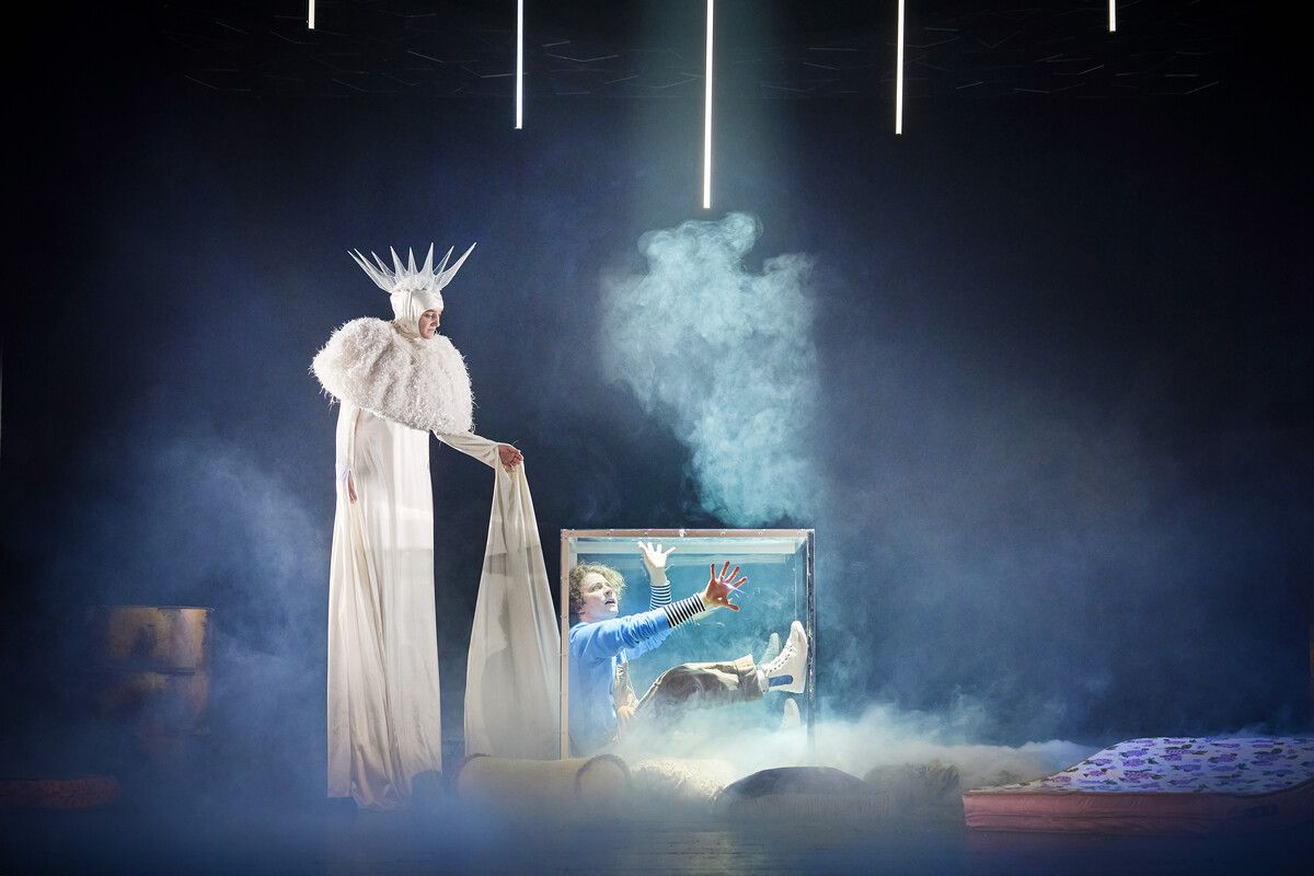 „Die Schneekönigin“ ist nicht nur ein Theaterstück für Kinder ab sechs Jahren, sondern hat auch für Erwachsene einiges zu bieten. VLT/Köhler