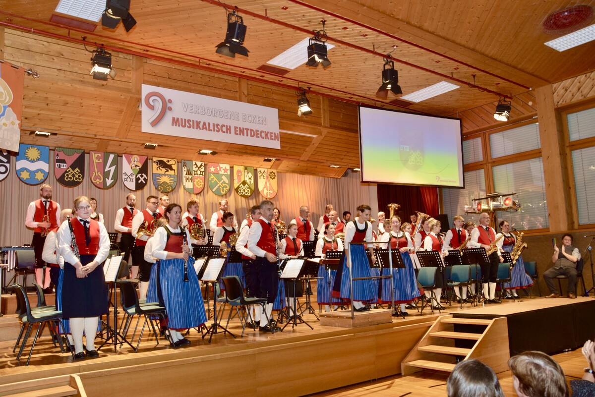 Die Trachtenkapelle Gantschier zeigte an zwei Konzertabenden ihr Können.sco (2)