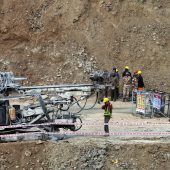 Einsatz zur Rettung von Arbeitern in Indien unterbrochen