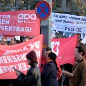 Keine Einigung bei Metaller-Verhandlungen: Eintägige Streiks angekündigt. »D1