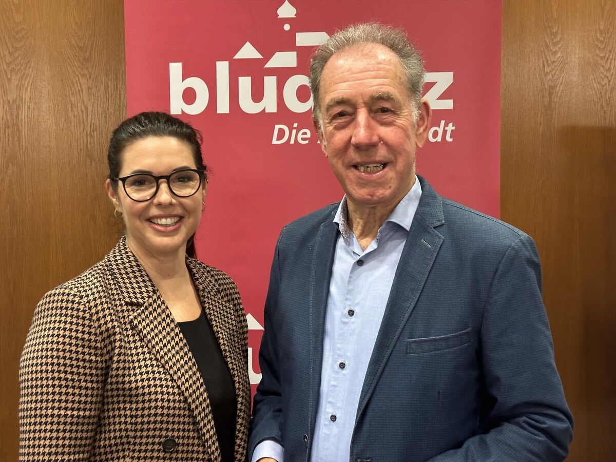 Franz Köb brachte viele Beispiele, auf welche Weise Glücksgefühle im Alltag entstehen können.BI
