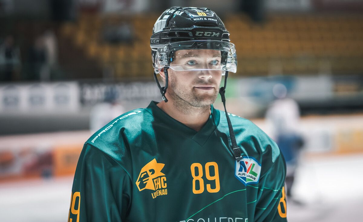 Jesper Öhrvall erzielte gegen den EC KAC drei Treffer.EHC