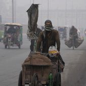 Frühere Sperrstunde wegen Smog