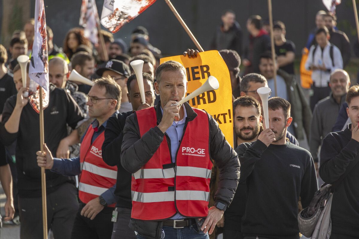 Pro GE-Landesvorsitzender Wolfgang Fritz (beim Streik bei Grass): War immer mein Ziel, dass die unteren Einkommensbezieher mehr bekommen als die Gutverdiener. VN/Paulitsch