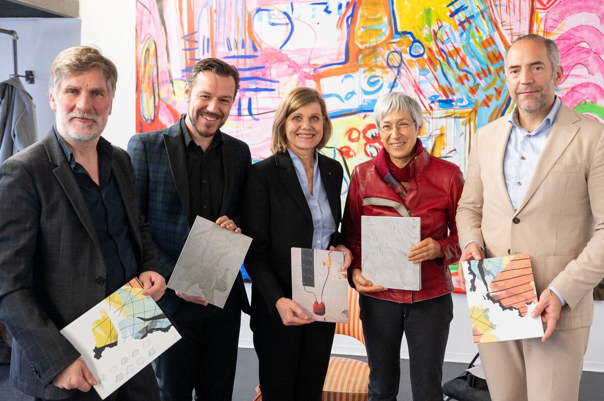 Stellten die Kulturstrategie des LandesVorarlberg vor: Winfried Nußbaummüller, Fabian A. Rebitzer, Barbara Schöbi-Fink, Eva Häfele und Edgar Eller. Alexandra Serra