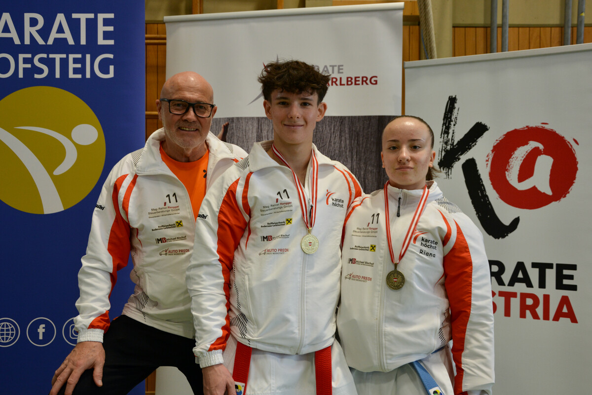 Trainer Walter Braitsch, David Nussbaumer und Riana Maly. Miriam Nussbaumer