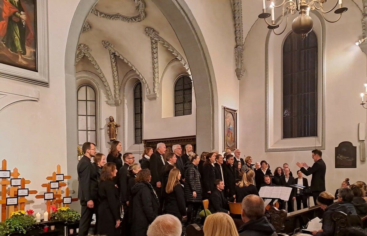 Unter dem Titel „Love and Passion“ stellte der Chor Gioia ein anspruchsvolles und gleichzeitig unterhaltsames Programm vor. Thomas Schiretz
