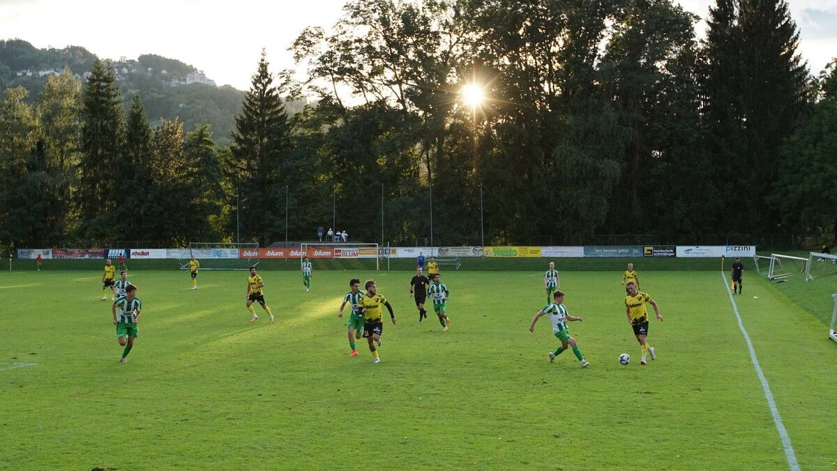 Zum Jahresabschluss geht es im Höchster Rheinaustadion noch mal rund. Plankensteiner