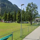 Straßenbeleuchtung mit Bewegungssensor