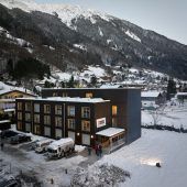 Neues Mitarbeiterhaus der Silvretta Montafon in Schruns eröffnet